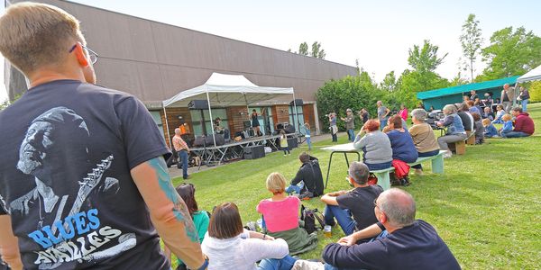 Vue d'un concert en plein-air Availles blues à Availles-en-Châtellerault