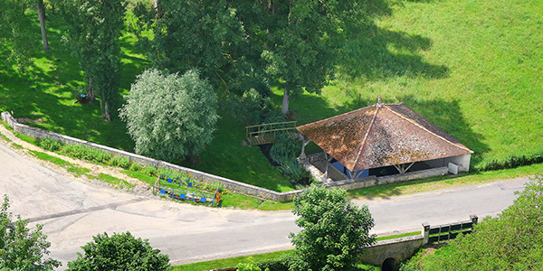 Vue du centre-ville de Leigné-les-Bois