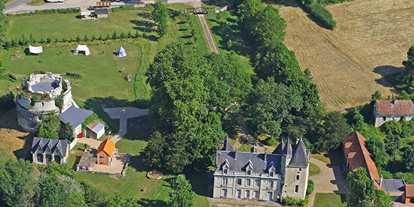 Vue de l'église de Monthoiron