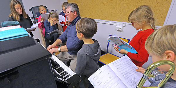 Vue dans un cours de musique à l'antenne du conservatoire Janequin de Naintré