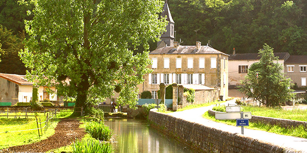 Vue du bourg de Bellefonds