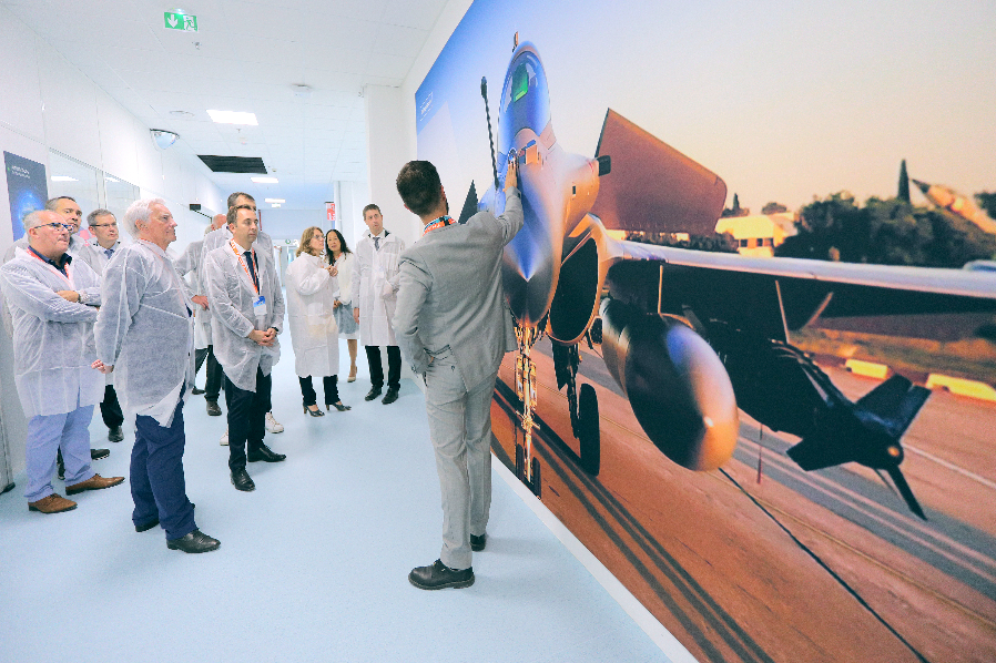 Thales, des bonnes nouvelles en rafale