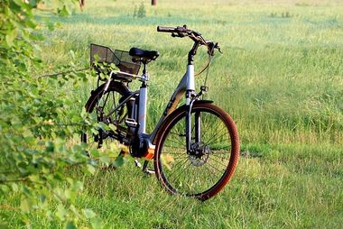 Acheter un vélo à assistance électrique ou convertir son vélo classique en électrique